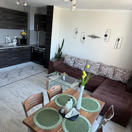 Apartment Karina 1