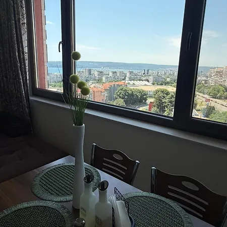 Apartment Karina 1 Warna