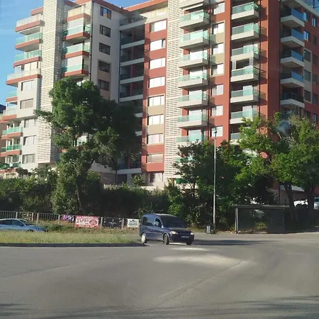 Apartment Karina 1 *